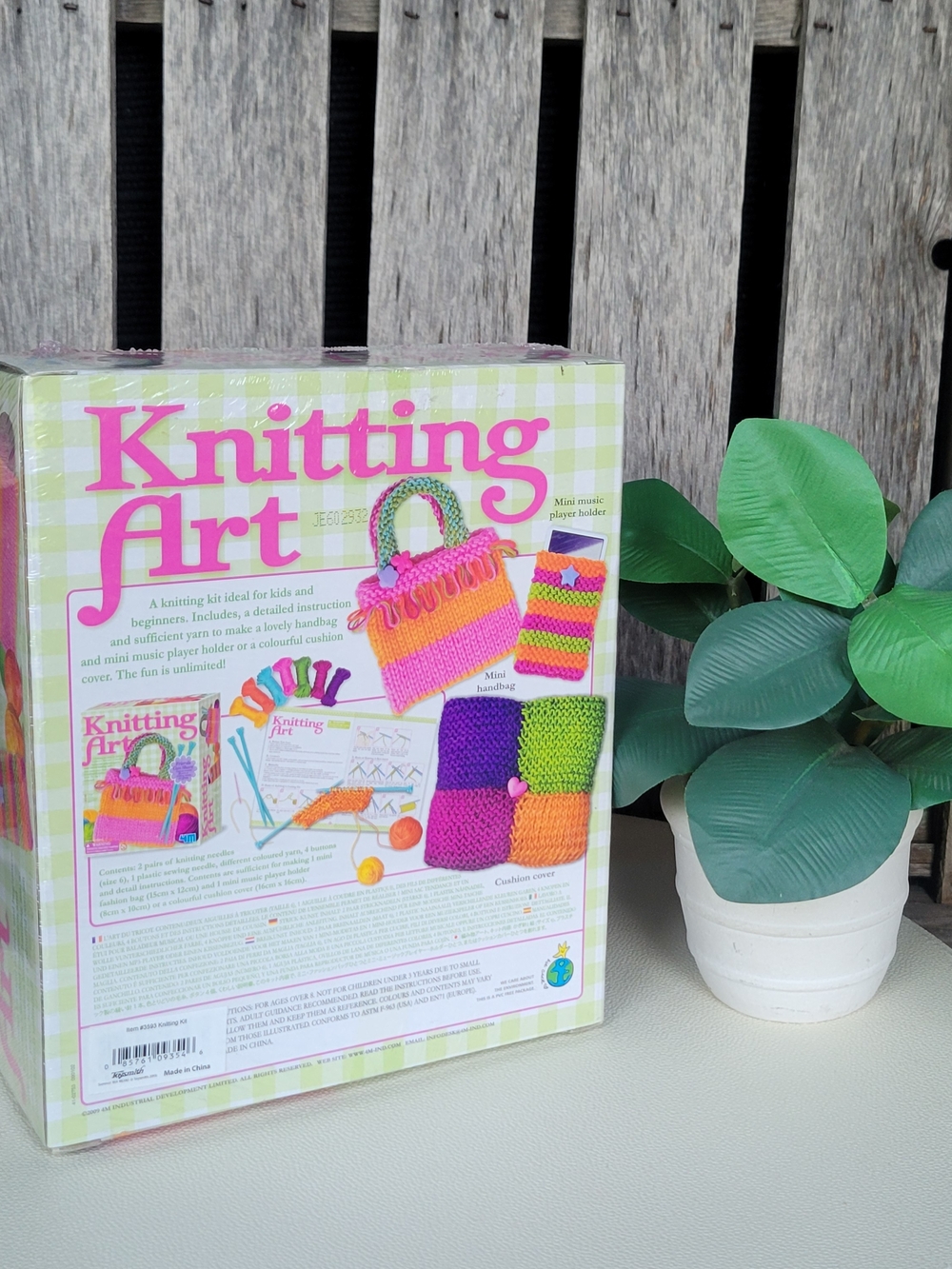 Knitting Arts Kit Easy To Do - Picture 2 of 7